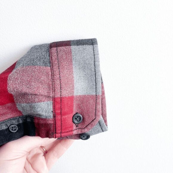 Eddie Bauer Mens Button Down Shirt Relaxed Fit  Plaid Red Black Large Tall - Picture 3 of 8